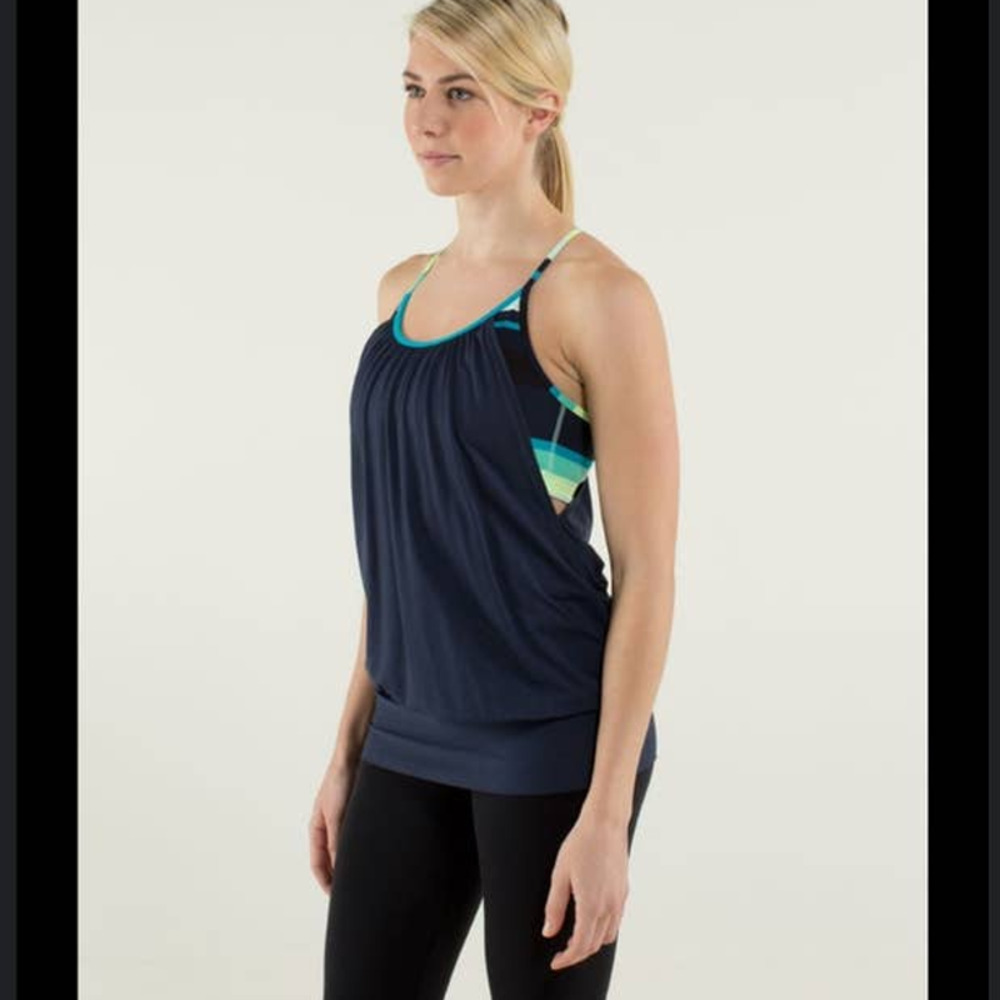 Lululemon No limits tank in inkwell assorted stripe surge